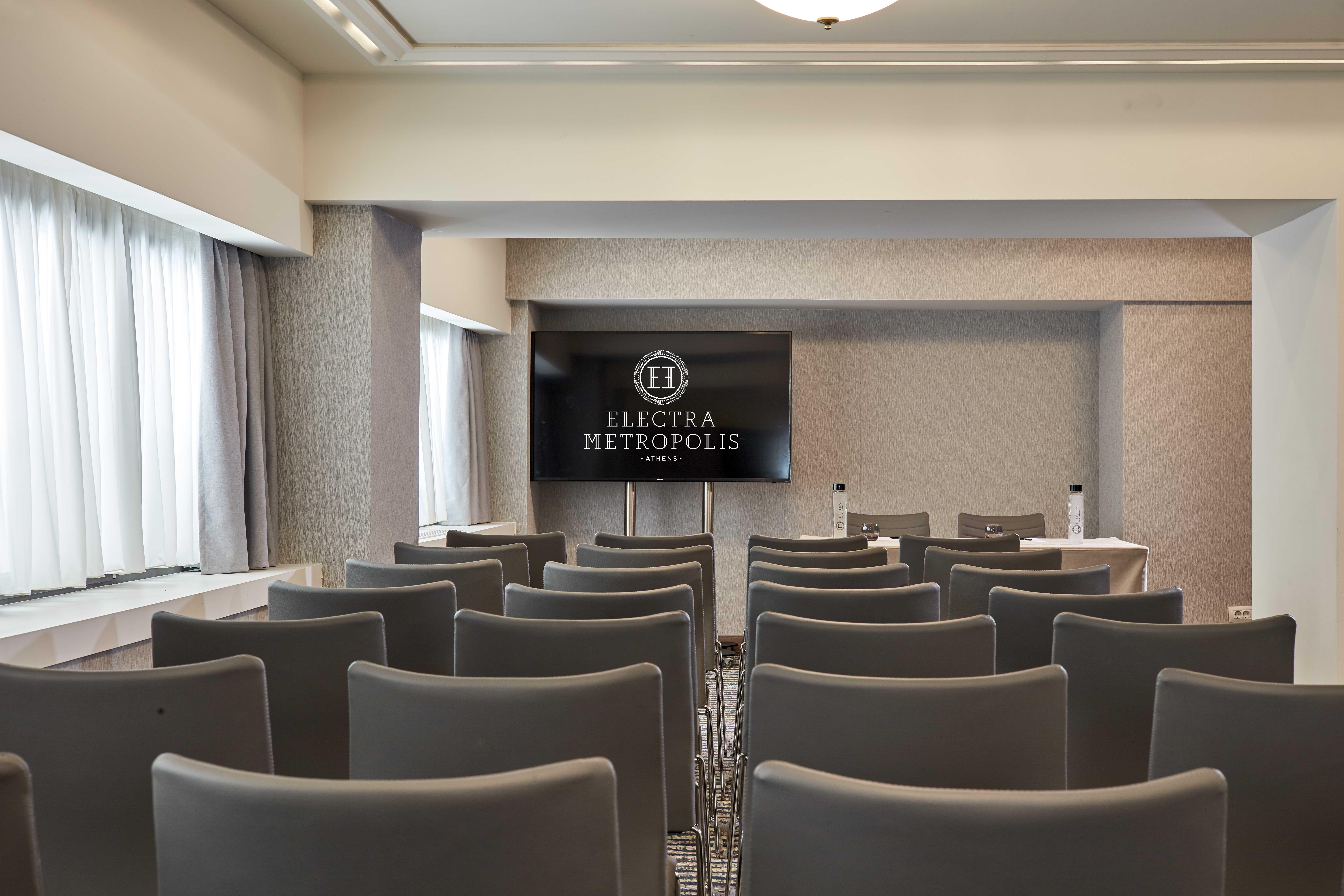 Electra Metropolis Отель 5*