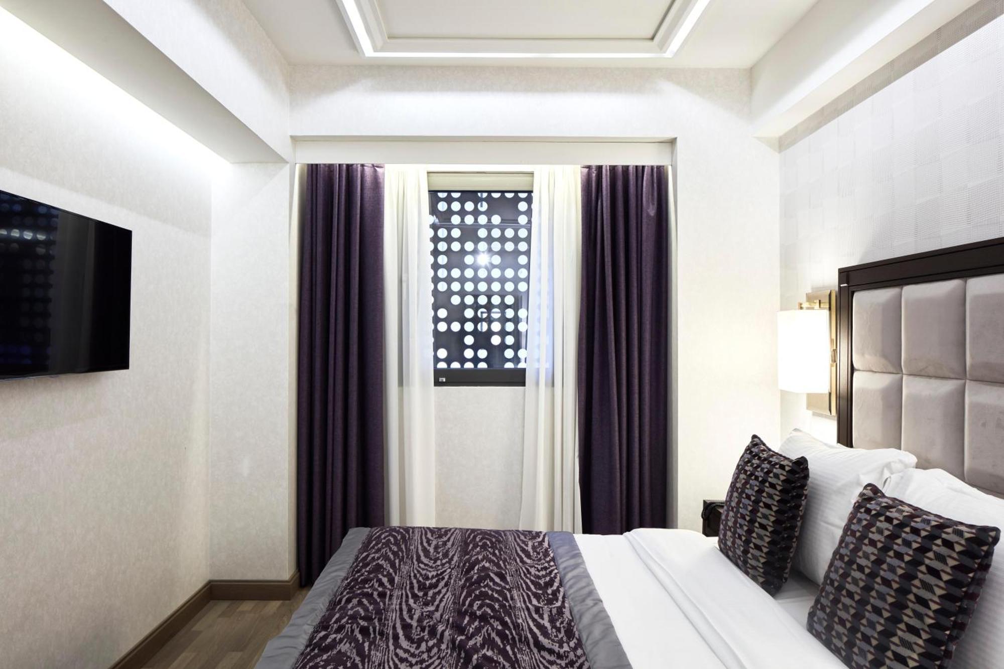 Electra Metropolis Отель 5*