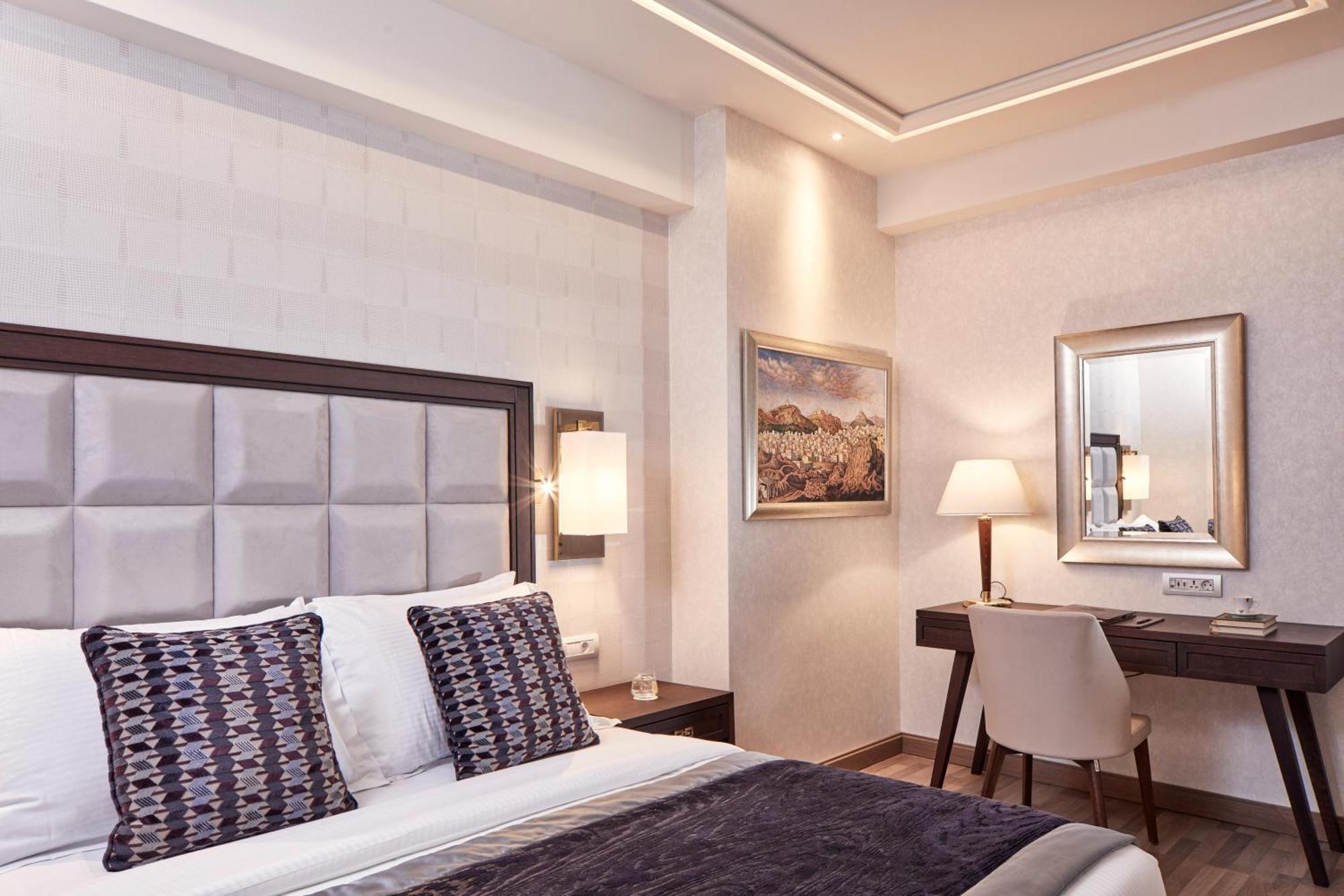 Electra Metropolis 5*