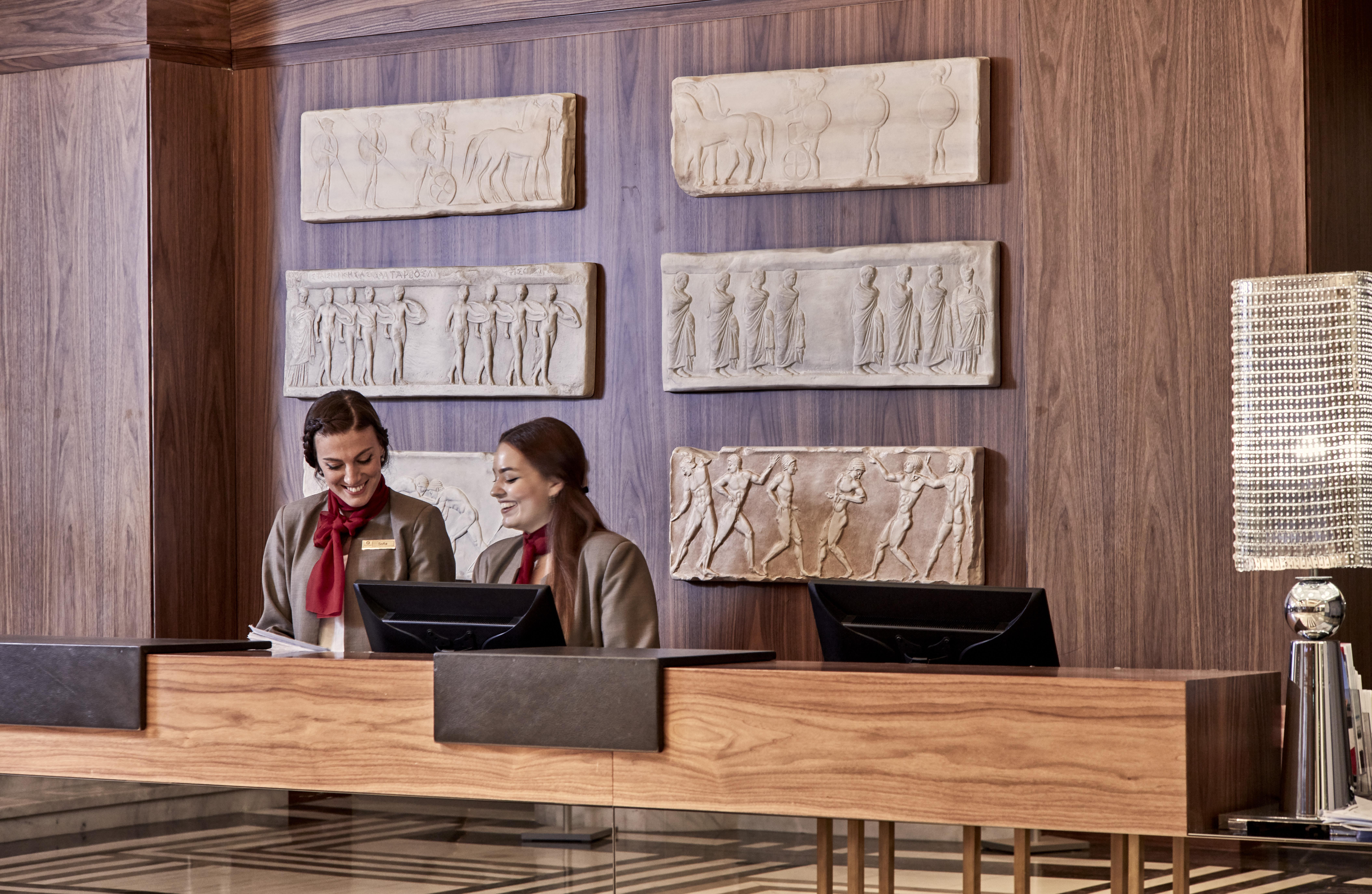 Hotel Electra Metropolis 5*
