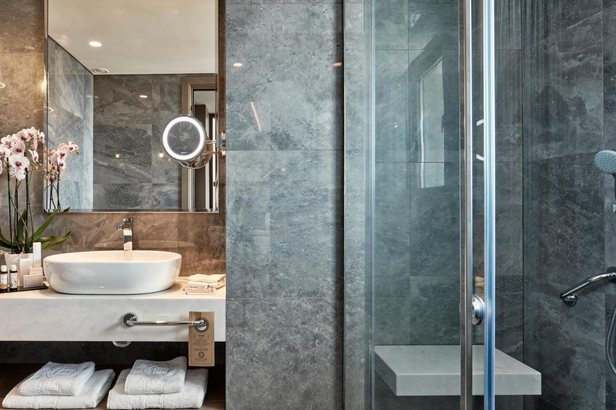 Electra Metropolis 5*